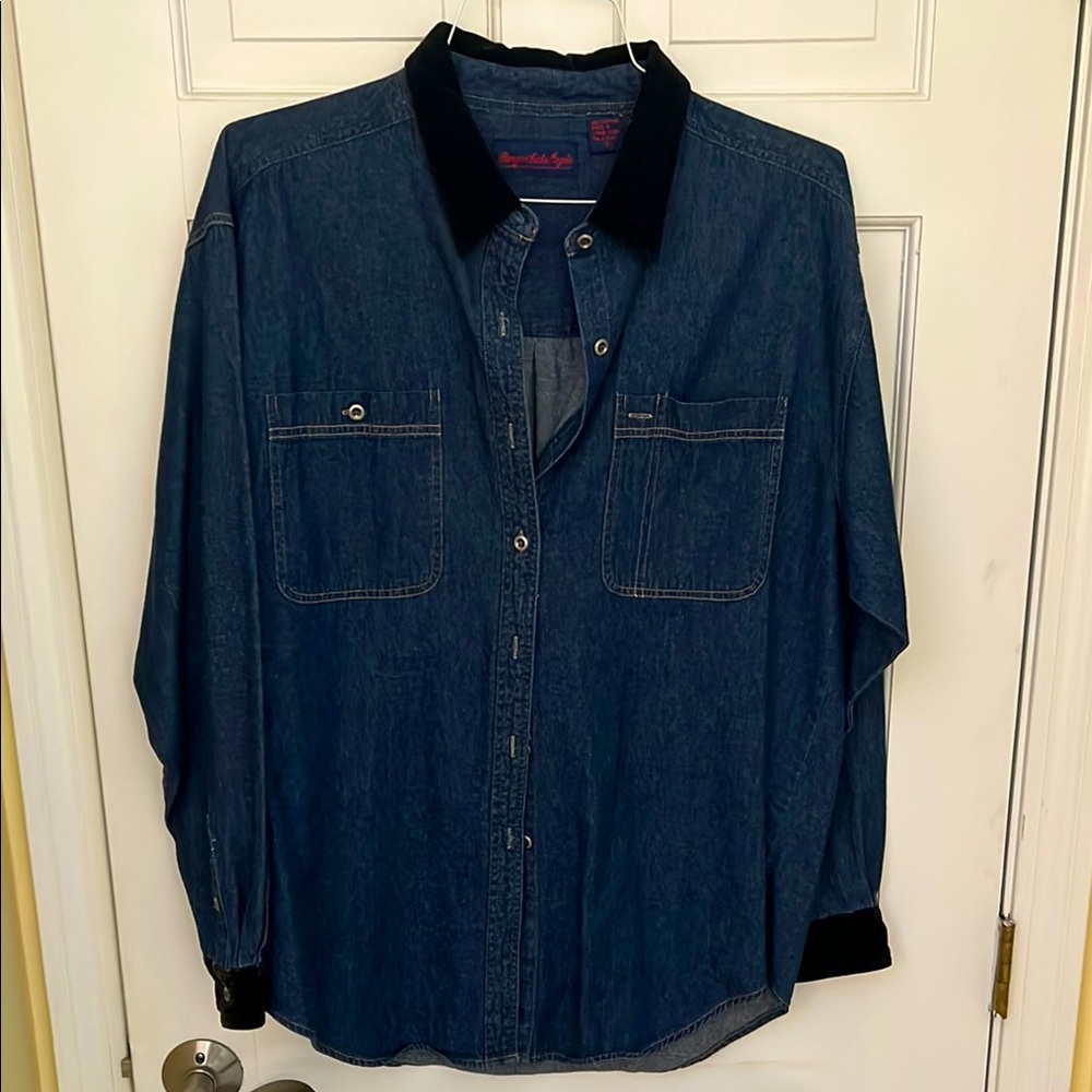 Dark wash denim shirt with velvet trim - ladies L